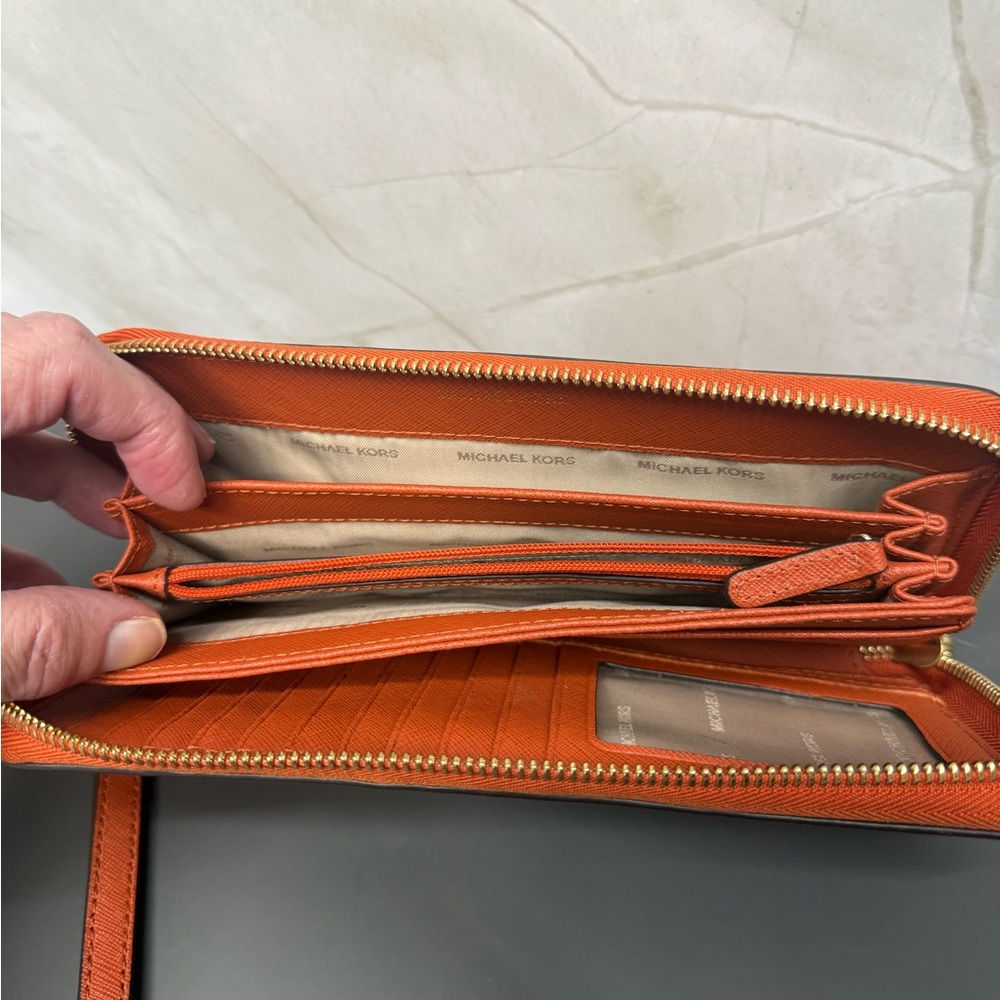 Michael Kors Vibrant Orange Wallet - Picture 3 of 6